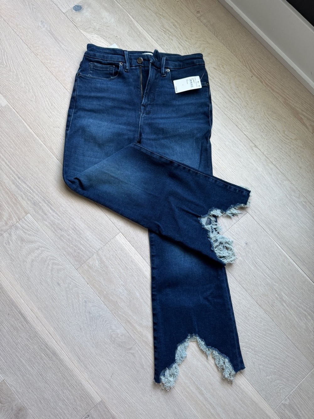 Good American Dark Indigo Wide-Leg Jeans with Frayed Scallop Hem